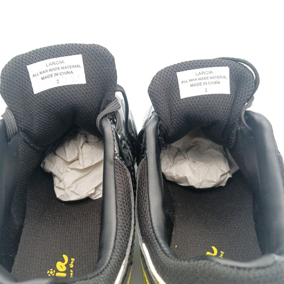 Larcia Soccer Spikes for Kids Size 2 - Picture 5 of 9